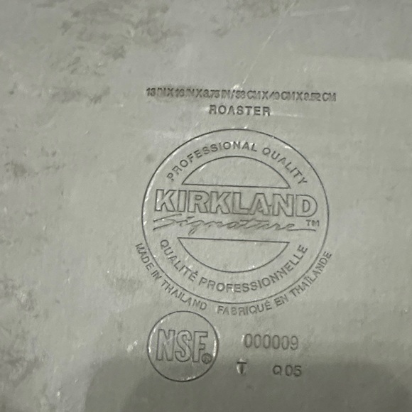 Kirkland Signature Black Roasting Pan with Rack - Picture 4 of 4